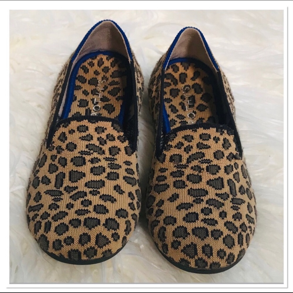 Barely worn Rothy’s, girls size 2!